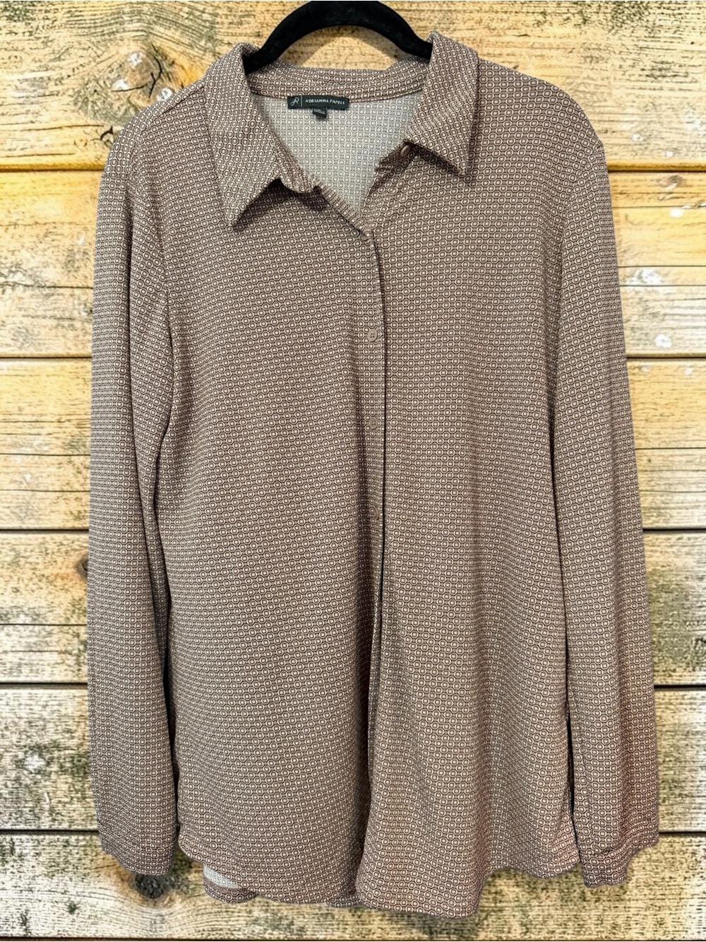 Adrianna Papell Button Front Blouse M Taupe Geometric Print Stretch Knit